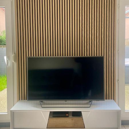 La Maison De Ville - 4 Chambres, 2 Sdb, Terrasse Et Garage - 90M2 Vesoul Ngoại thất bức ảnh